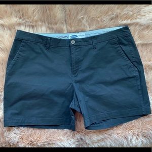 Old Navy Everyday Shorts-Black Sizes 14 & 16